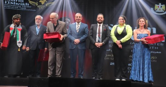 مهرجان شرم الشيخ للمسرح الشبابى يكرم 6 فنانين في ختام دورته الثامنة 