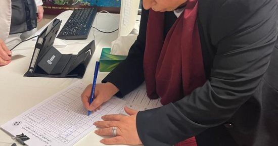 أبناء الجالية المصرية بأيرلندا يدلون بأصواتهم فى انتخابات الرئاسة.. صور