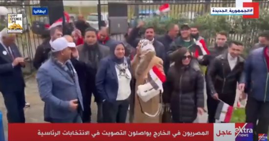 قنصل مصر بـ"لوس أنجلوس" يدلى بصوته فى الانتخابات الرئاسية 2024