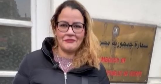 أول سيدة مصرية تدلى بصوتها بلندن: للمرة الأولى أنتخب وصوتى للرئيس السيسى