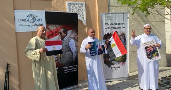 توافد ملحوظ لأبناء الجالية المصرية بقطر للتصويت بالانتخابات الرئاسية.. صور