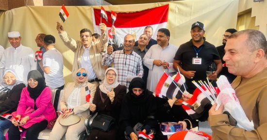 أبناء الجالية المصرية بالدوحة يتوافدون لليوم الثانى للتصويت بانتخابات الرئاسة
