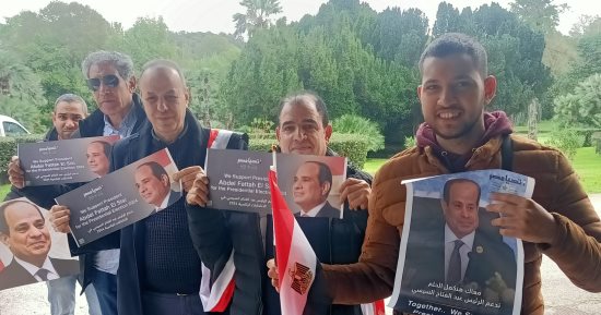أبناء الجالية المصرية فى روما يدلون بأصواتهم بالانتخابات الرئاسية.. صور