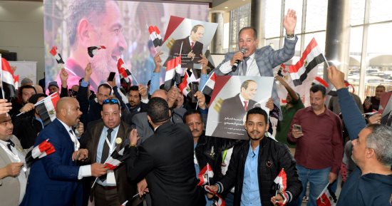 رئيس خارجية النواب: مشاركة المصريين بالخارج بانتخابات الرئاسة تدعو للفخر
