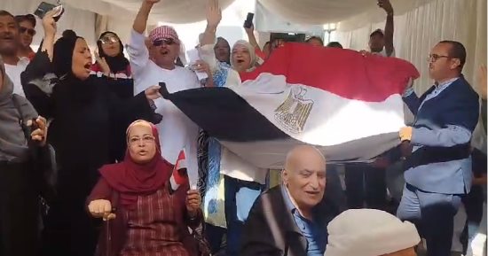 أجواء احتفالية للمصريين فى اليونان خلال الإدلاء بأصواتهم فى انتخابات الرئاسة