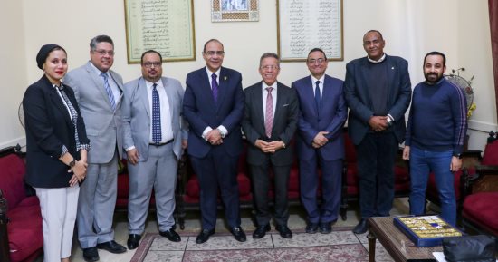 نقابة الأطباء تستضيف وفدا من الزمالة المصرية ويبحثان توحيد برامجهما العلمية