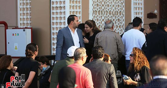 وزيرة الثقافة ورانيا فريد شوقى أول حضور جنازة ناهد فريد شوقى