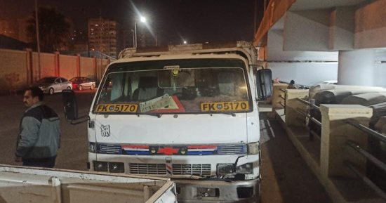 الجيزة تضبط سيارة تلقى مخلفات بالطريق وتناشد الإبلاغ عن المخالفين