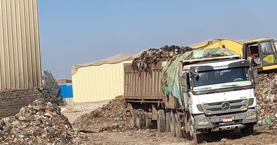 رفع 40 ألفا و230 طن تراكمات قمامة ونواتج هدم خلال نوفمبر بالمنوفية.. صور