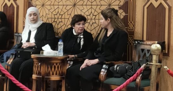 بدء عزاء المنتجة ناهد فريد شوقي في حضور اختها رانيا وابنتها ناهد السباعي