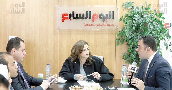 ممثلو حملات مرشحى انتخابات الرئاسة فى ندوة "اليوم السابع": قوة تصويت الخارج مؤشر لمشاركة غير مسبوقة بالداخل.. حملة عبدالفتاح السيسى: مرشحنا أعاد لمصر مكانتها.. حملة عبدالسند يمامة: يجب إعادة ترتيب الأولويات 