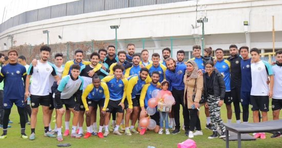 "مليكة" بطلة المدرج تُزين الاستاد فى مران الإسماعيلى.. صور
