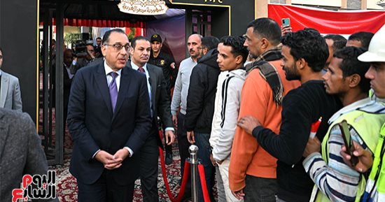 رئيس الوزراء يدلى بصوته فى انتخابات الرئاسة بالعاصمة الإدارية الجديدة
