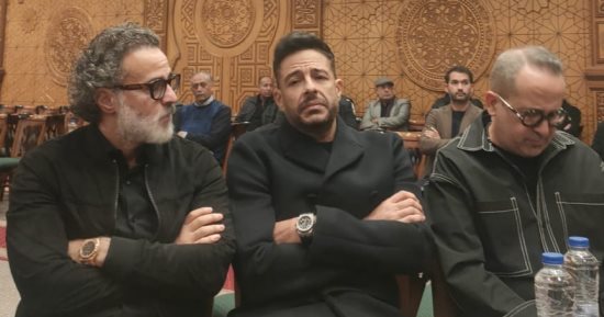 حماقى وياسمين عبد العزيز وإيهاب فهمى يصلون عزاء شقيق أحمد حلمى