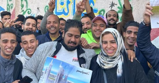 توافد الناخبين على اللجان فى مصر القديمة للمشاركة بانتخابات الرئاسة.. صور  