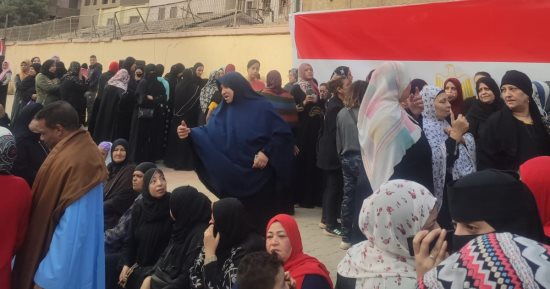 إقبال مكثف على لجان التصويت بمدينة نصر للمشاركة فى انتخابات الرئاسة.. صور