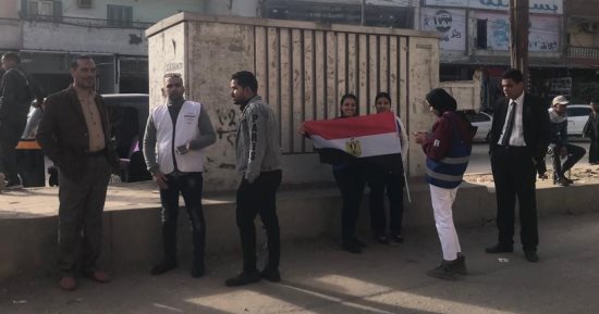  بدء توافد الناخبين على لجان الاقتراع بالعجوزة للإدلاء بأصواتهم فى الانتخابات الرئاسية 