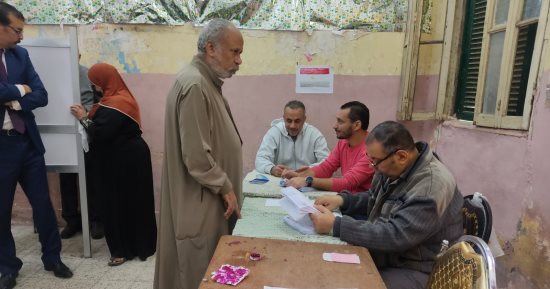 انتظام التصويت بالانتخابات الرئاسية فى لجان شبرا.. صور