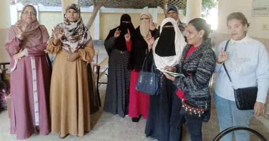 توافد نسائى كبير على لجان الانتخابات الرئاسية فى محافظة قنا