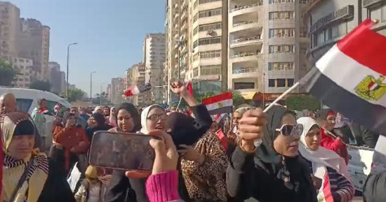 طوابير للمواطنين أمام اللجان الانتخابية فى الإسكندرية
