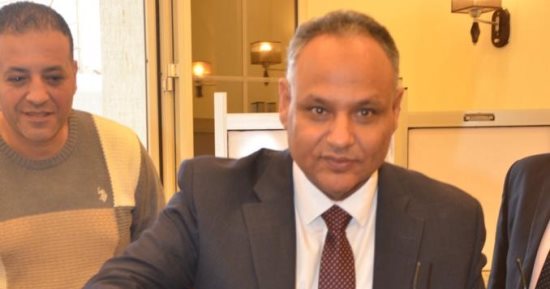رئيس أكاديمية البحث العلمى يدلى بصوته فى الانتخابات الرئاسية 