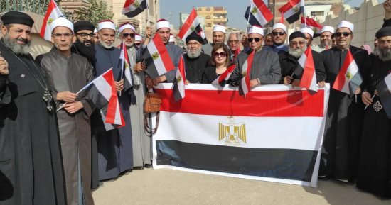 مسيرة للمسيحيين ورجال الأزهر بالشرقية للحث على المشاركة فى الانتخابات.. صور