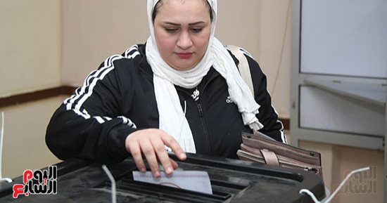 الشباب يزينون المشهد الانتخابى ثانى أيام التصويت بالانتخابات الرئاسية 