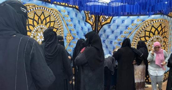 توافد السيدات السيناويات على لجان الانتخابات بمدينتى دهب وشرم الشيخ.. صور