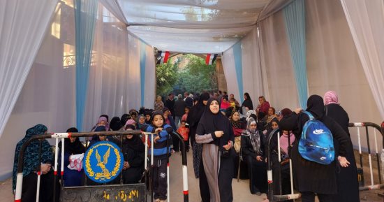 طوابير الناخبين أمام لجان منشأة البكارى ثانى أيام الانتخابات الرئاسة