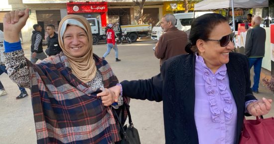 سيدات مصر فى مقدمة الناخبين بلجنة مدرسة القومية بالانتخابات الرئاسية