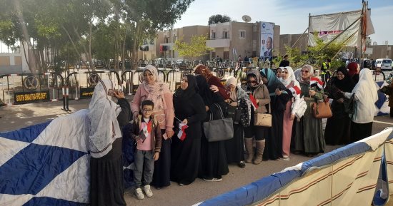 توافد السيدات على اللجان الانتخابية لليوم الثانى فى جنوب سيناء