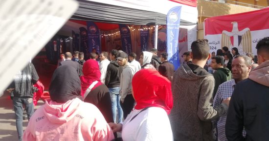 الشباب فى صدارة المشهد بالجمالية ثانى أيام الانتخابات الرئاسية.. صور