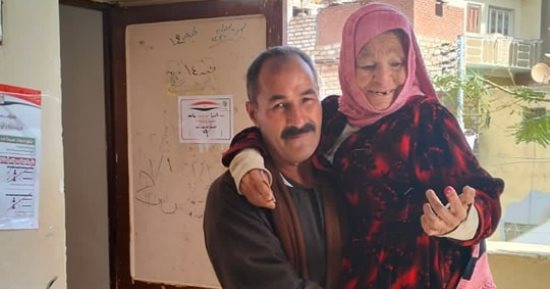 المصريون يقدمون ملحمة.. مشاهد ملهمة لكل أطياف الشعب فى انتخابات الرئاسة