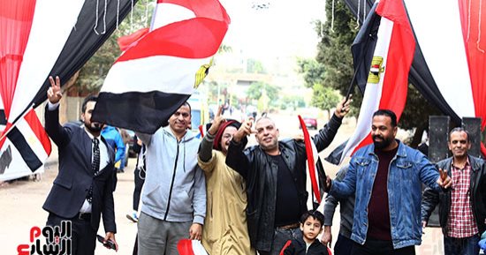 توافد الناخبين على لجان الهرم ثالث أيام الانتخابات الرئاسية 2024