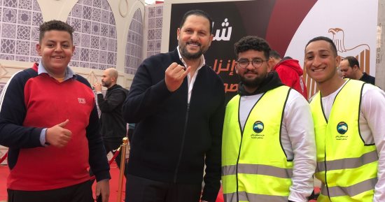 الفنان عماد زيادة: سعيد وفخور بالمشاركة فى الانتخابات.. حاجة تشرف مصر