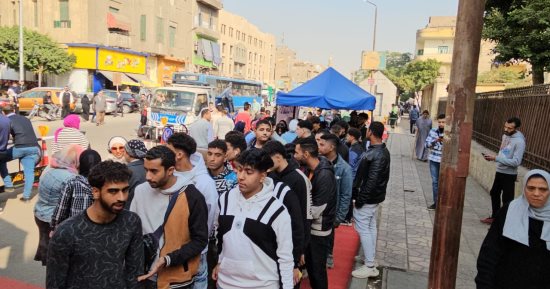 إقبال الشباب في ثالث أيام الانتخابات الرئاسة بالعباسية بعد فترة الراحة