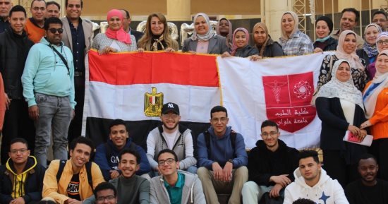 مسيرات حاشدة من جامعة حلوان للمشاركة فى اليوم الثالث بالانتخابات الرئاسية
