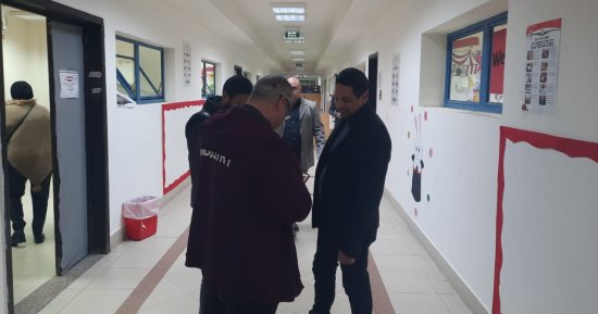 استمرار توافد الناخبين للتصويت بانتخابات الرئاسة بلجنة مدرسة مدينتى