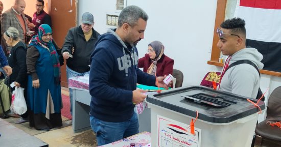 توافد كثيف للناخبين بلجنة هيئة التنمية الزراعية ثالث أيام انتخابات الرئاسة