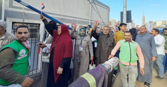 الانتخابات الرئاسية.. إقبال كثيف للناخبين على لجنة الوافدين بالبحيرة "صور"