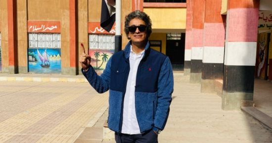 محمد محسن يدلى بصوته في الانتخابات الرئاسية 2024