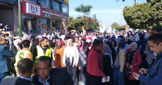 أهل المنيا فى الشوارع بالطوابير للمشاركة فى الانتخابات الرئاسية