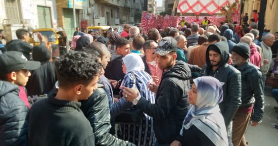 حضور مكثف بلجان شبرا للمشاركة في الانتخابات الرئاسية.. صور