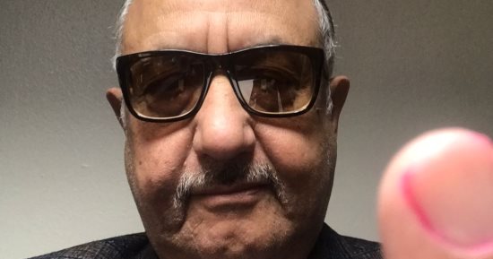 أشرف نصار  رئيس البنك الأهلى يدلى بصوته فى الانتخابات الرئاسية 2024.. صورة