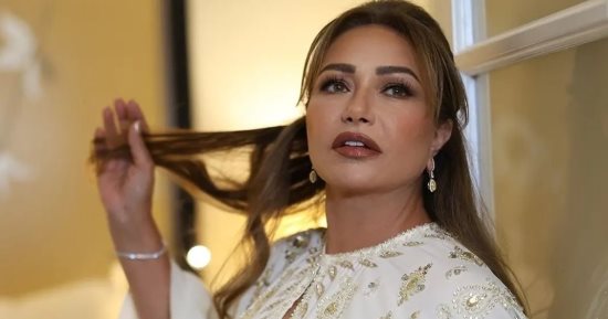 ليلى علوي تحتفل بعيد ميلاد ابنها خالد