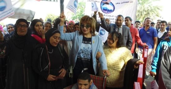 إشادة واسعة فى الأقصر بنسب الإقبال المرتفعة بالانتخابات الرئاسية.. المحافظ يشيد بوعى أبناء المدن والقرى فى المحافظة والإقبال الكبير.. وعضو بـ" الشيوخ ": مشروعات الدولة لدعم القرى أدت لظهور طوابير كبيرة