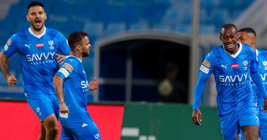 الهلال فى مهمة سهلة أمام أبها لتعزيز صدارته للدوري السعودي