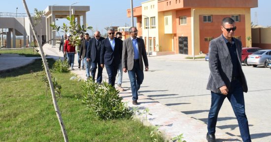 الإسكان: جار الانتهاء من محطتى معالجة مياه الصرف الصحى بمركز إطفيح 