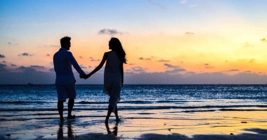 الرجالة لما تحب.. 5 أشياء يفعلها الرجل عندما يحب بصدق