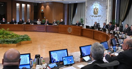 وزير التموين: انفراجة فى أزمة السكر.. وتم ضخ 245 ألف طن بالأسواق 
